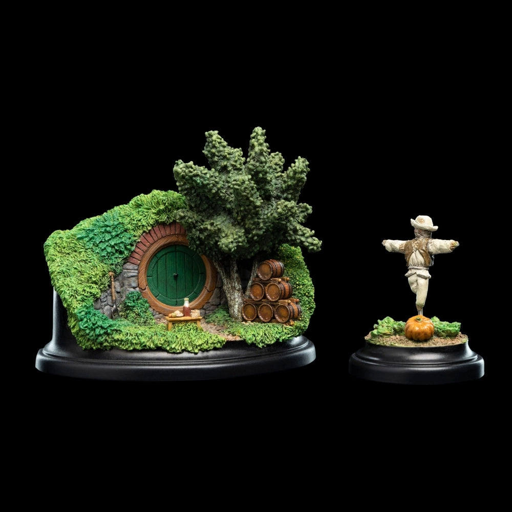 The Hobbit Trilogy - 15 Gardens Smial Hobbit Hole: Polystone