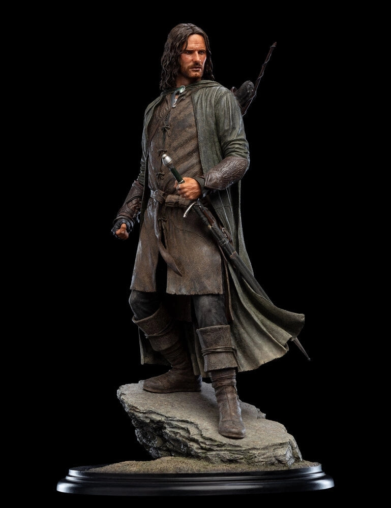 Aragorn- Lord of the Rings (Classic Series) Polystone Statue